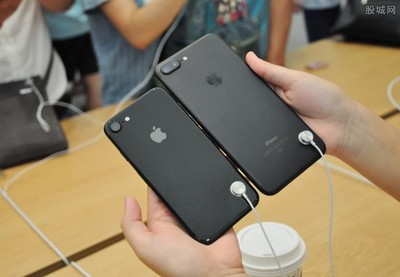 苹果手机大概多少钱(苹果手机多少钱15pro)